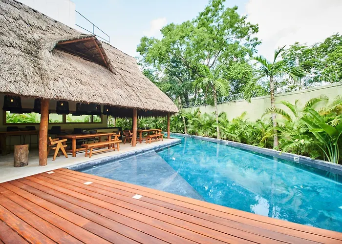 Aldea Zama Oasis: Private Pool With 24/7 Security Apartment *